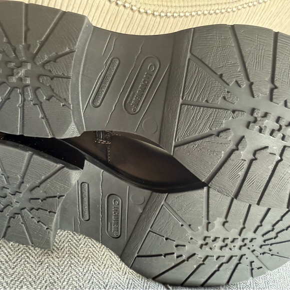 La Canadienne Elegant Brown Leather Ankle Boots - Picture 10 of 14